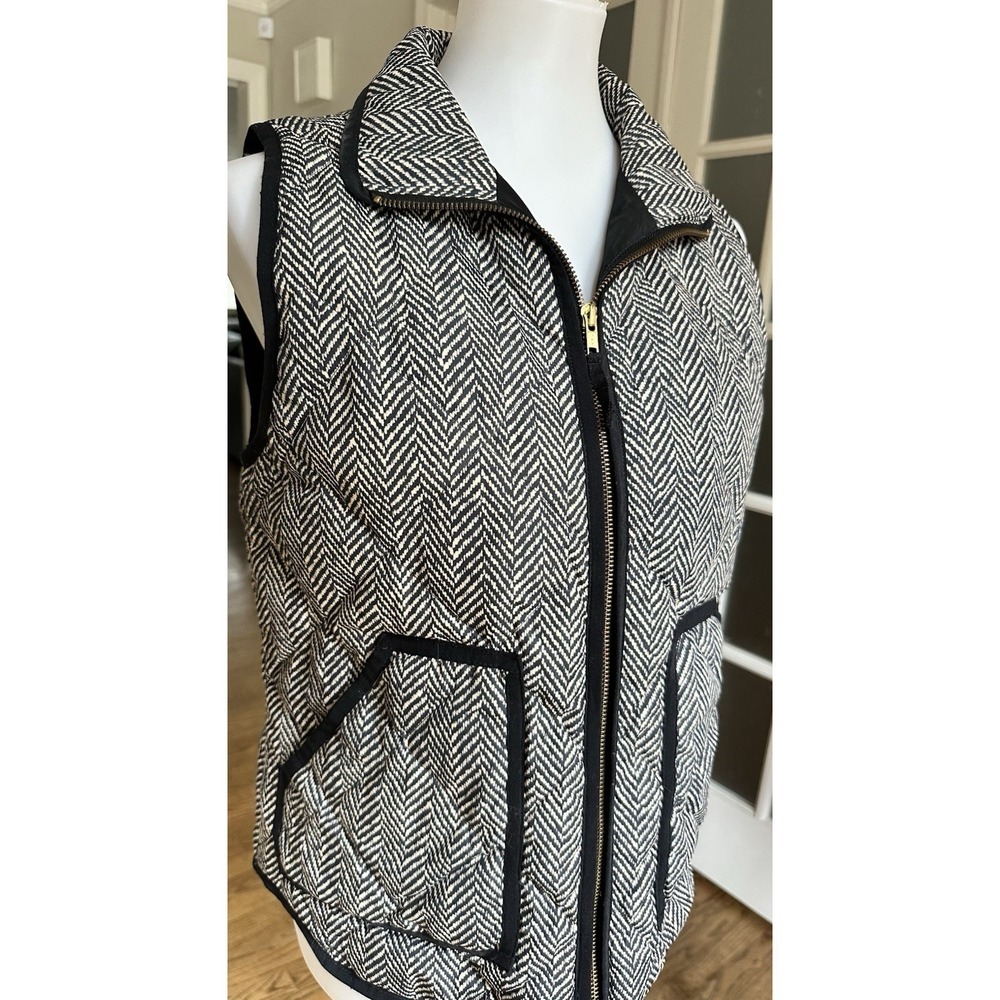 Women's J. Crew Quilted Down Herringbone Puffer Vest, Black & White, Small - Picture 4 of 11